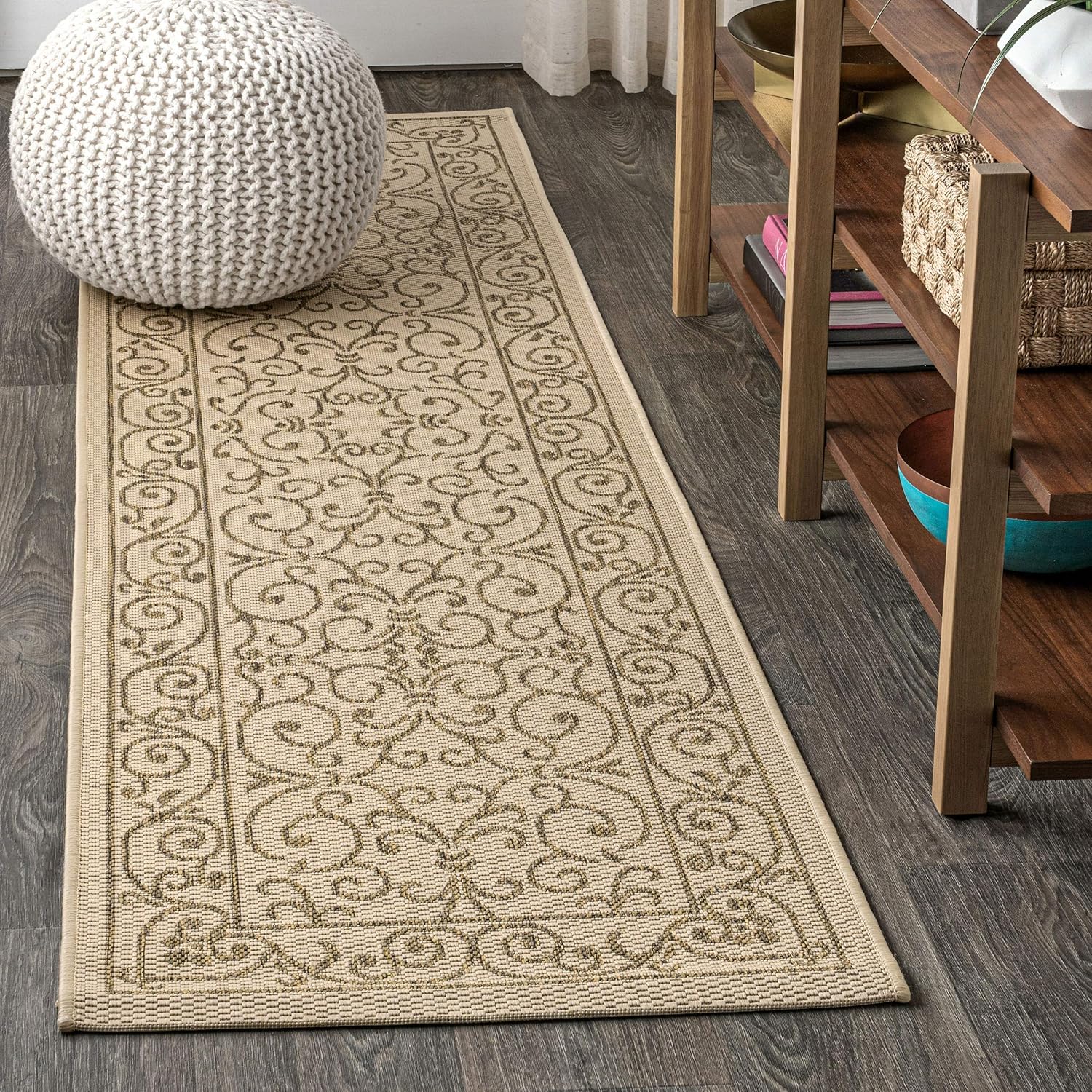 JONATHAN Y Vintage Filigree Indoor Outdoor Runner Rug 2X8 Beige/Brown, Charleston Textured Weave