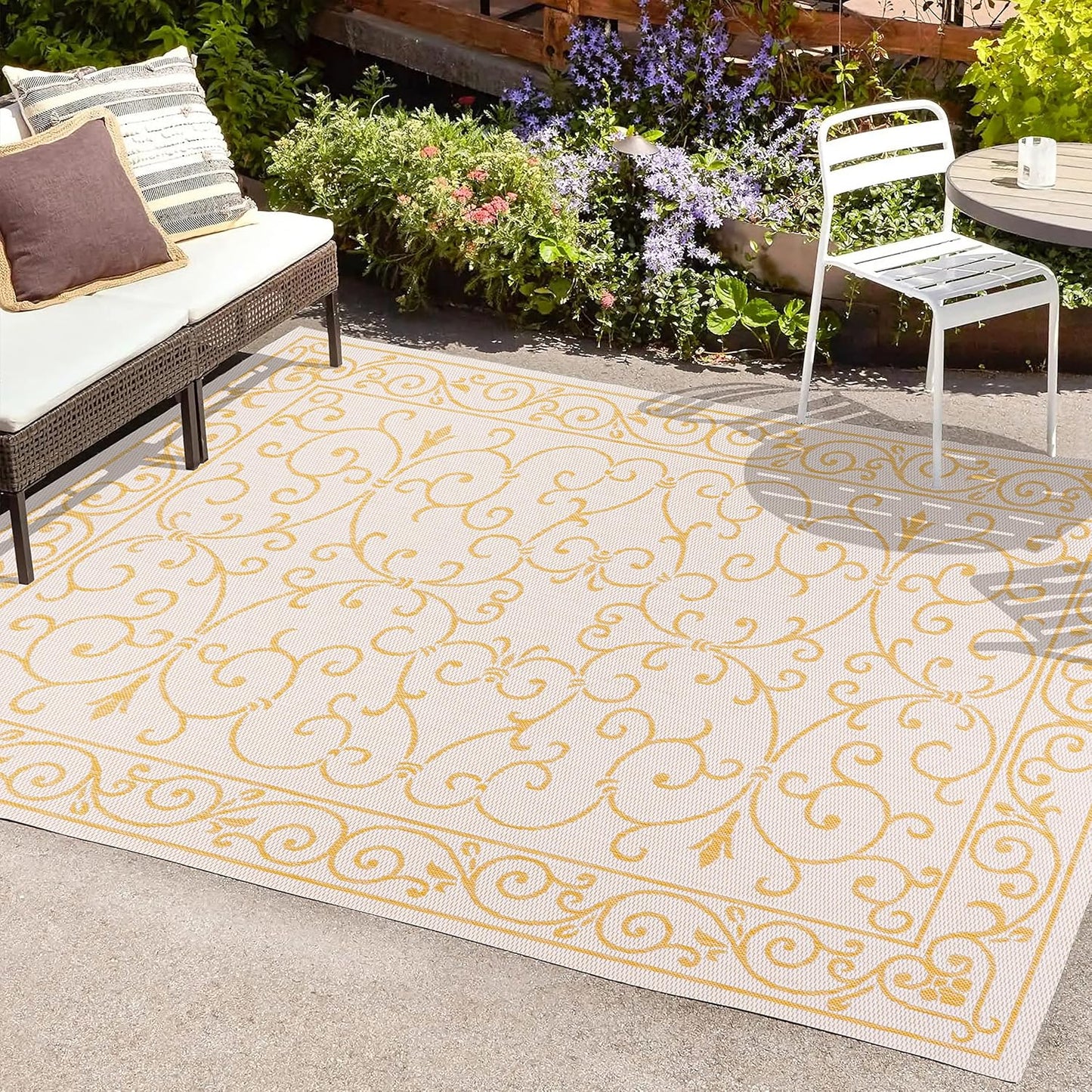 JONATHAN Y Vintage Filigree Indoor Outdoor Area Rug 4X6 Cream/Yellow, Charleston Textured Weave for