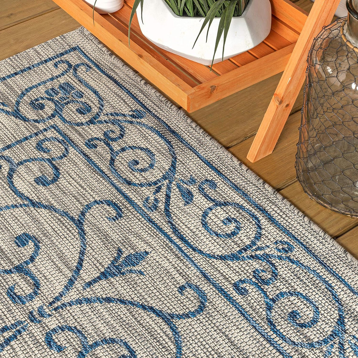 JONATHAN Y Vintage Filigree Indoor Outdoor Runner Rug 2X10 Gray/Navy, Charleston Textured Weave for