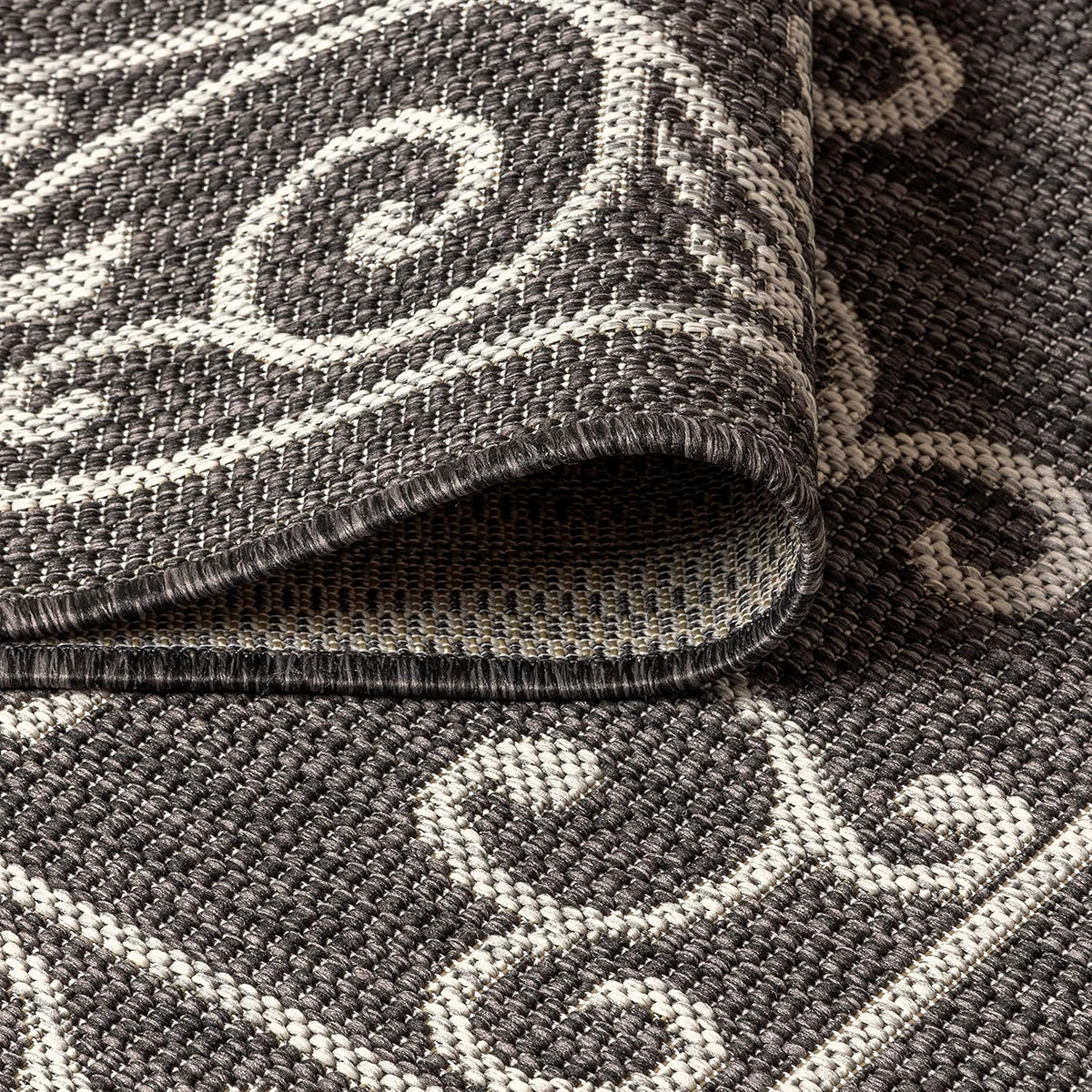 JONATHAN Y Vintage Filigree Indoor Outdoor Round Area Rug 3 Ft Black/Gray, Charleston Textured