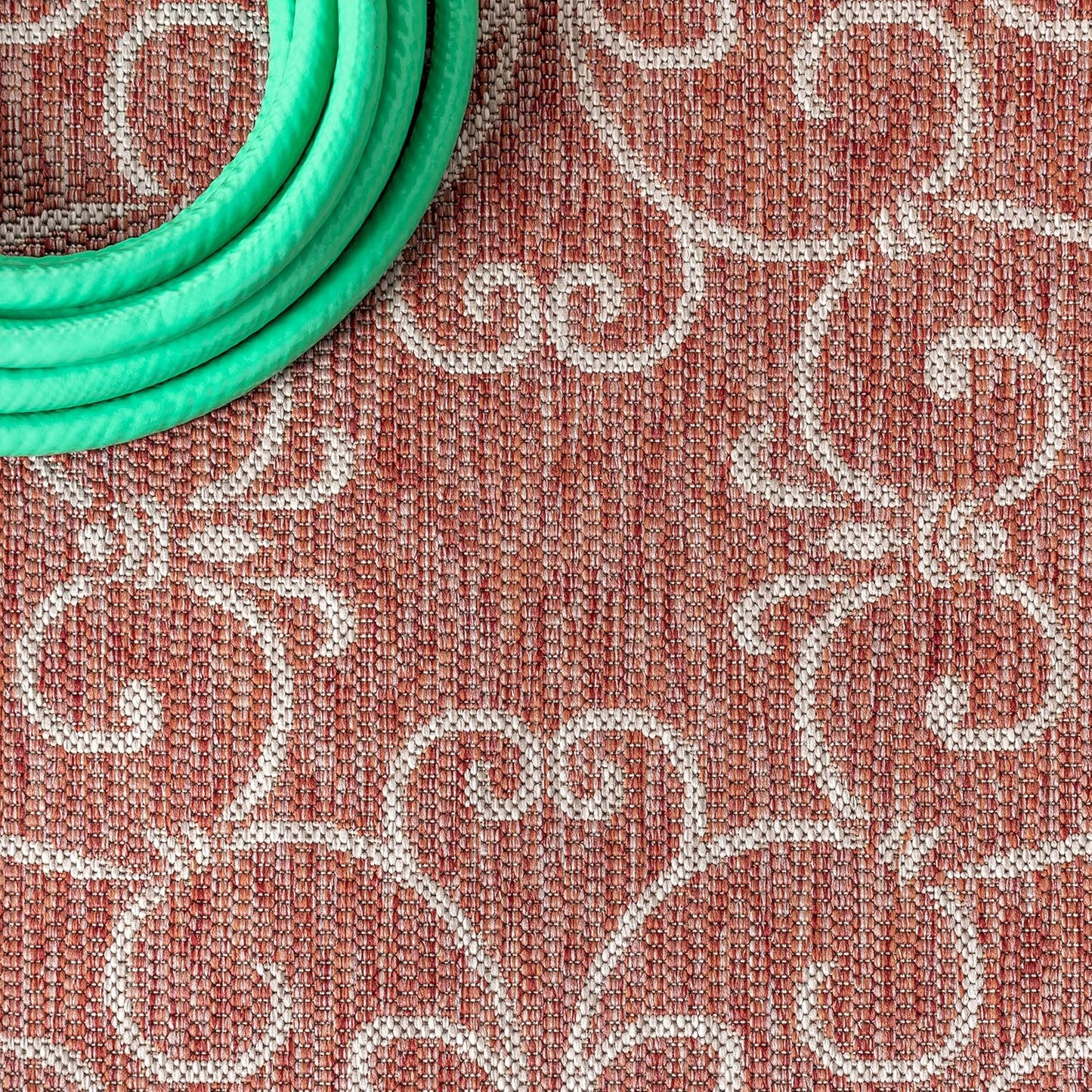JONATHAN Y Vintage Filigree Indoor Outdoor Square Area Rug 5X5 Red/Beige, Charleston Textured Weave